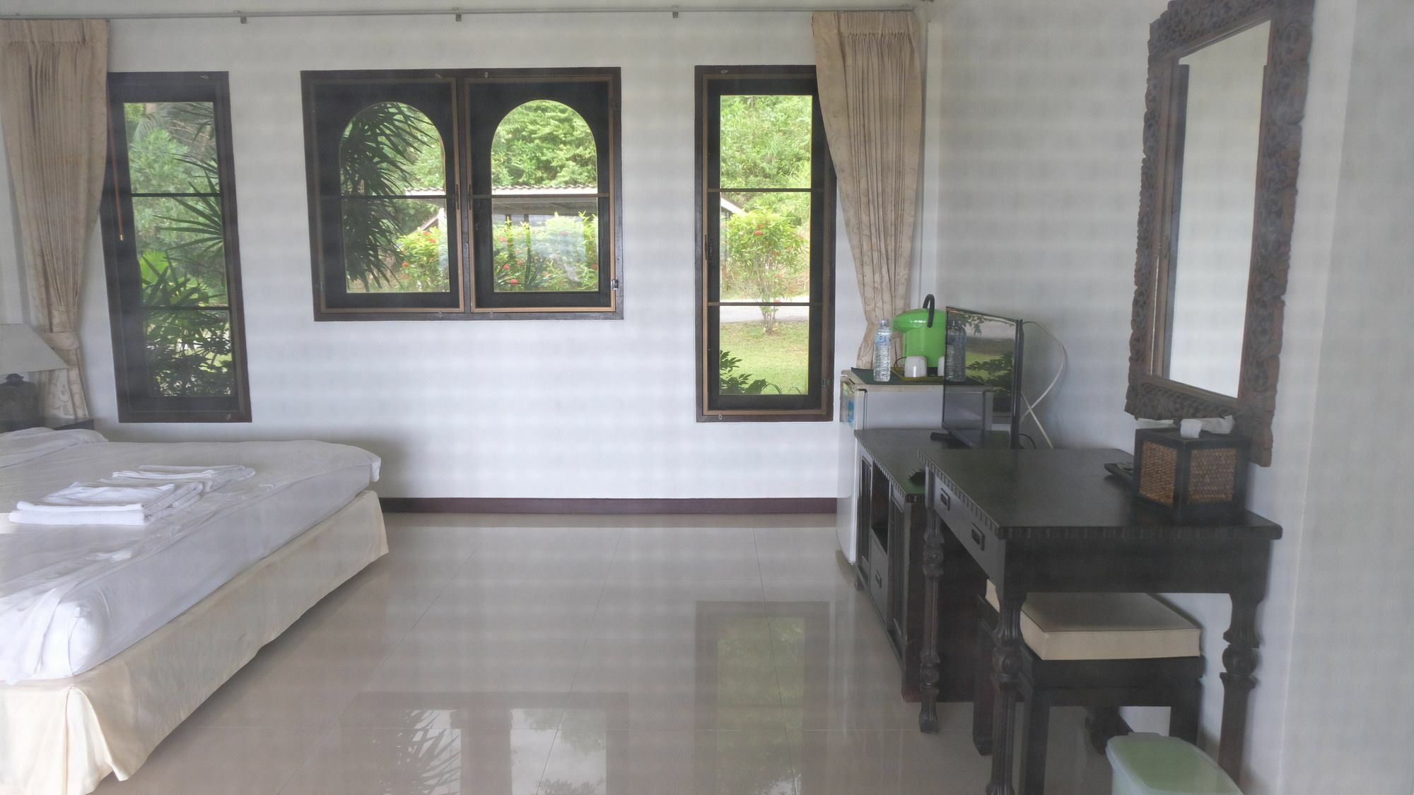 Khaolak Hillside Villa Khao Lak Exterior photo